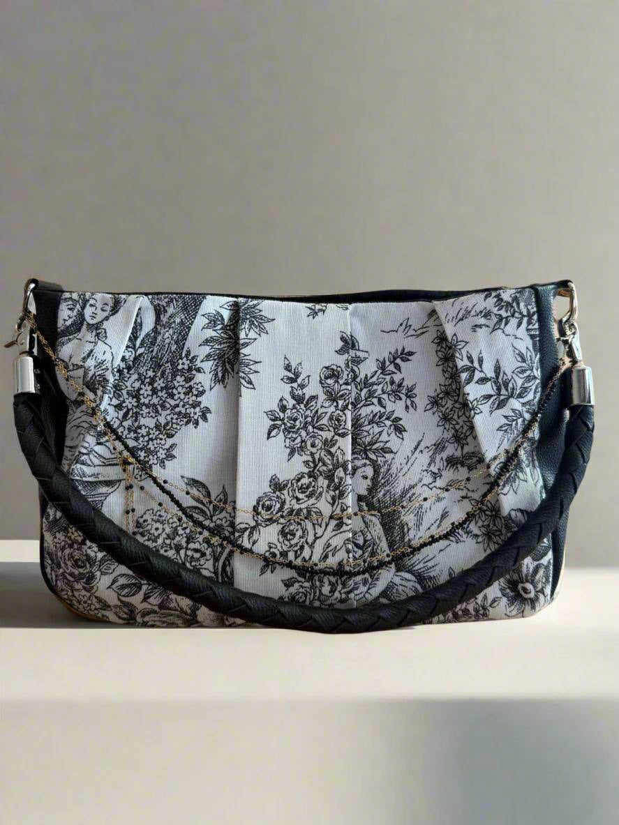 Sac Petite Maïa en noir intemporel